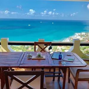 Apartment Pelican Ocean View Condominium., Simpson Bay